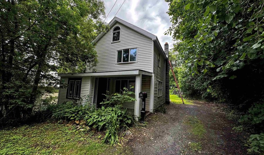 104 Short St, Bennington, VT 05201 - 3 Beds, 2 Bath