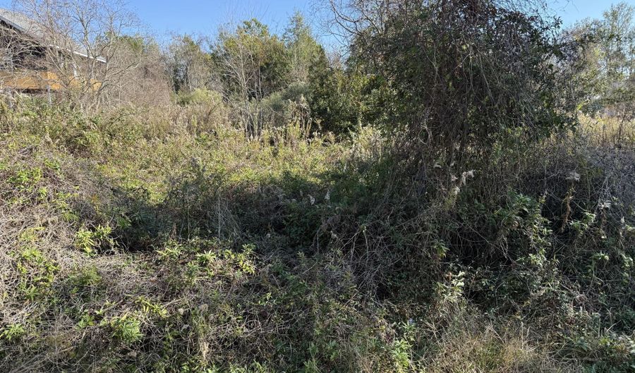 5906 Brittany Ave, Biloxi, MS 39532 - 0 Beds, 0 Bath