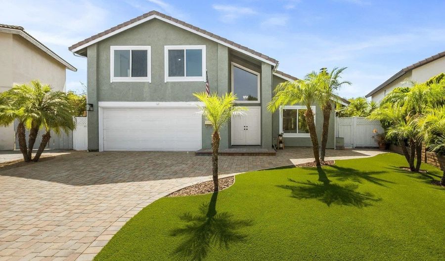 9956 Cummins Pl, San Diego, CA 92131 - 4 Beds, 4 Bath