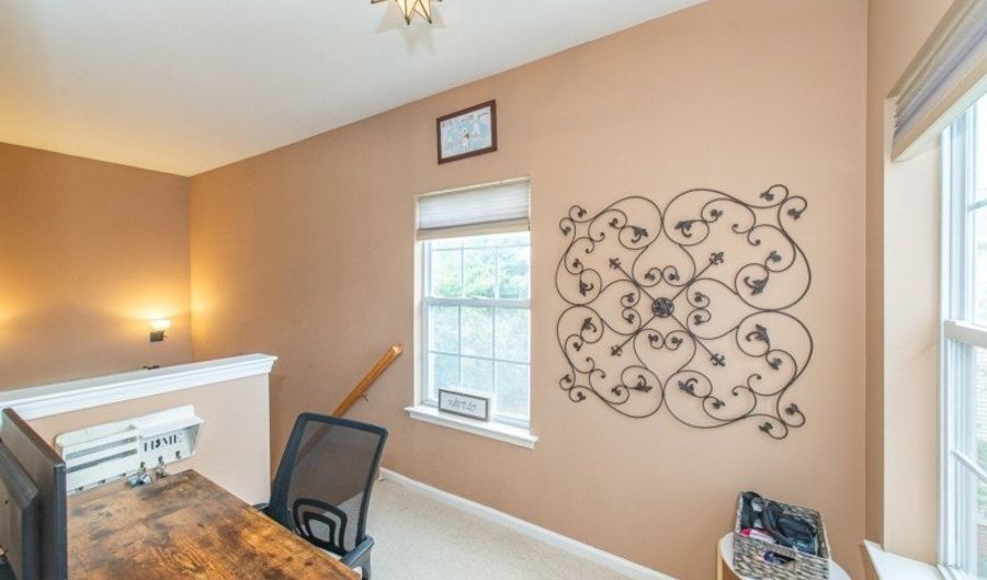 26 Windsor Dr 26, Bayonne, NJ 07035 - 2 Beds, 2 Bath