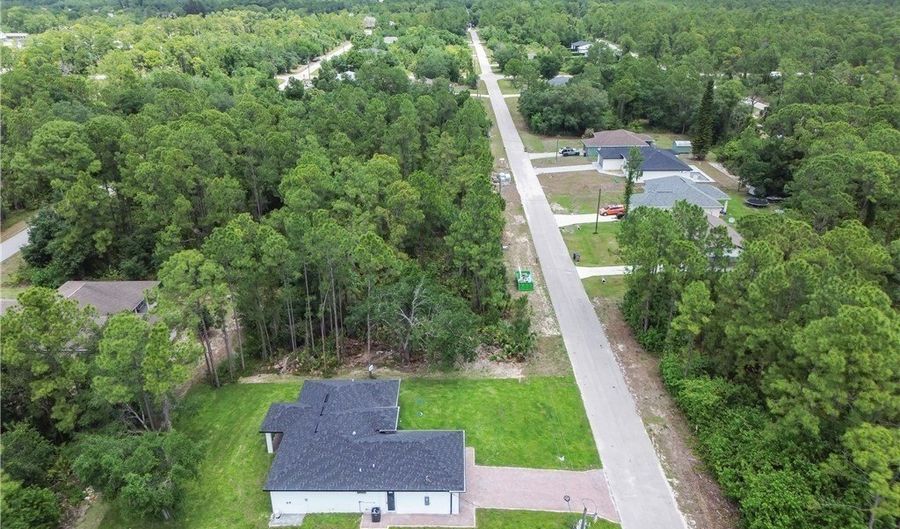 2005 Robert Ave, Alva, FL 33920 - 3 Beds, 3 Bath