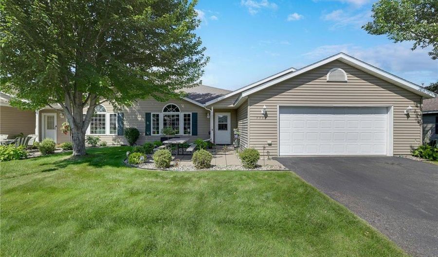 5594 Kalland Ave NE, Albertville, MN 55301 - 2 Beds, 2 Bath