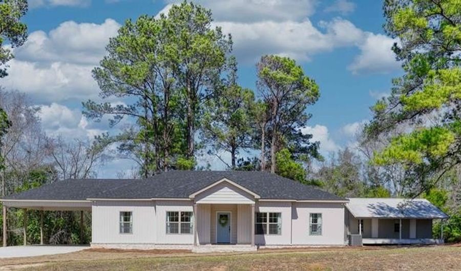5619 Lucy Grade Rd, Ashford, AL 36312 - 3 Beds, 3 Bath
