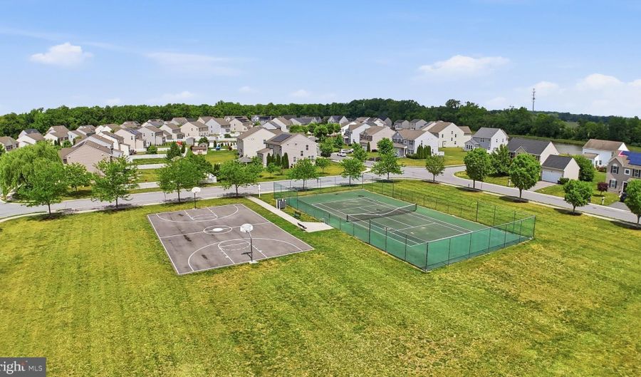 675 HARVEST GROVE Trl, Dover, DE 19901 - 4 Beds, 4 Bath