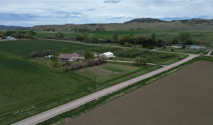 157 Hergenrider Rd, Bridger, MT 59014 - 4 Beds, 3 Bath