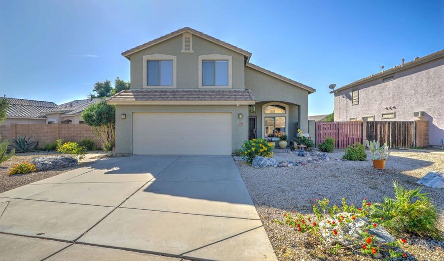 12701 W HOLLYHOCK Dr, Avondale, AZ 85392 - 4 Beds, 3 Bath