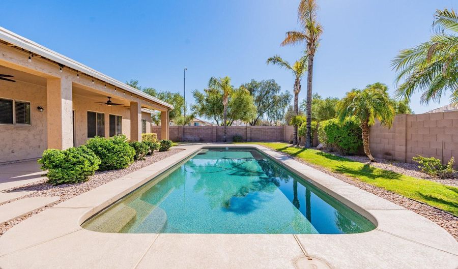 1245 E SAN CARLOS Way, Chandler, AZ 85249 - 3 Beds, 2 Bath
