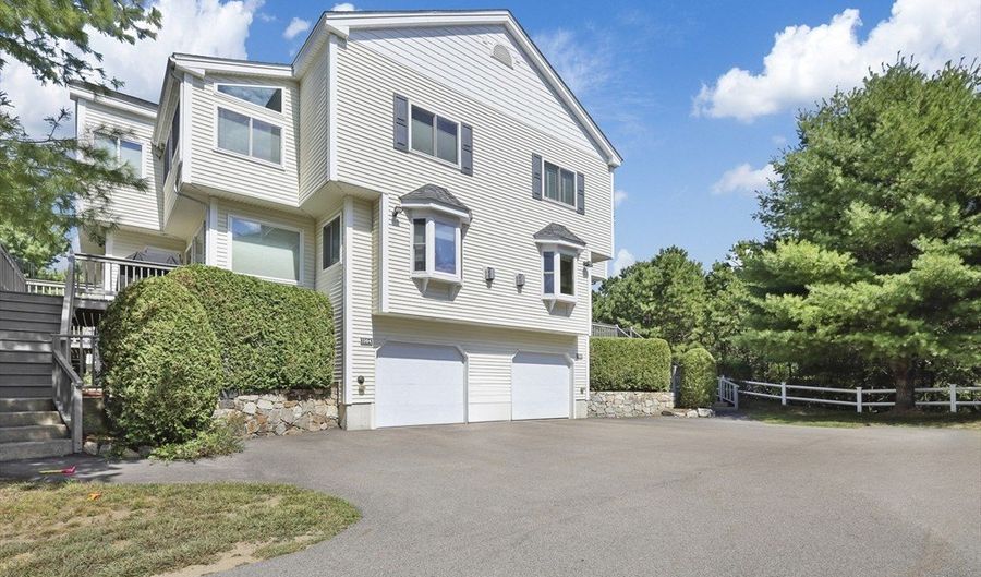1303 Old Bridge Ln 1303, Bellingham, MA 02019 - 2 Beds, 3 Bath