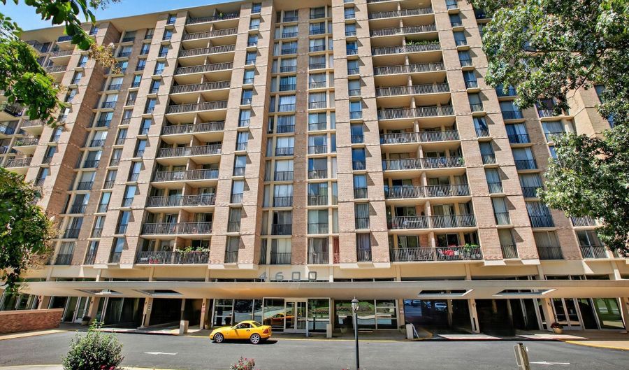 4600 S FOUR MILE RUN Dr 421, Arlington, VA 22204 - 1 Beds, 1 Bath