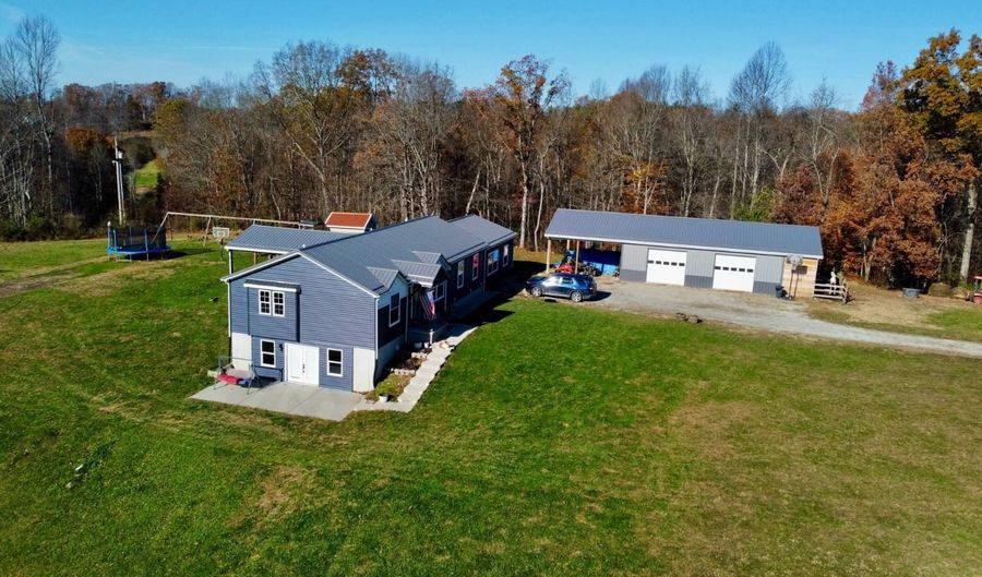 39425 Laurel Rd, Albany, OH 45710 - 5 Beds, 3 Bath