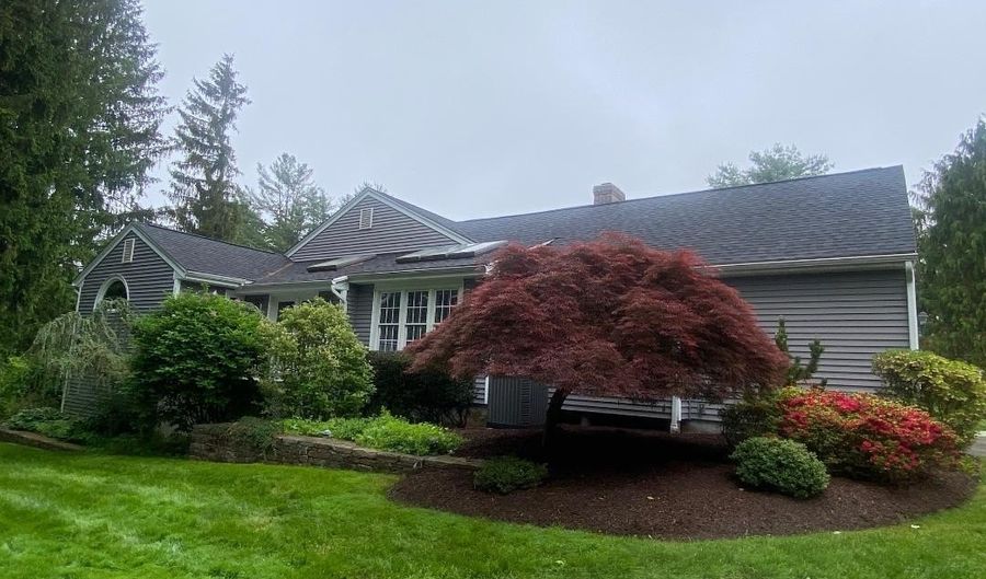 2 Tunxis Pl, Cheshire, CT 06410 - 3 Beds, 3 Bath