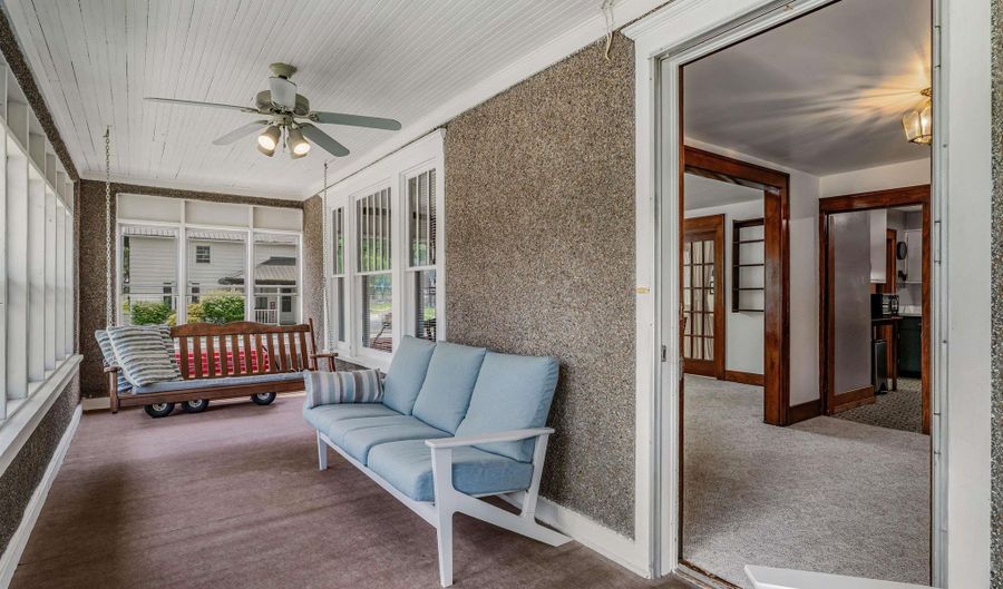 1209 S Jackson St, Auburn, IN 46706 - 5 Beds, 3 Bath