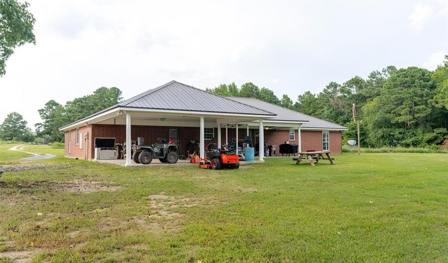 1186 FM 1701, Annona, TX 75550 - 4 Beds, 2 Bath