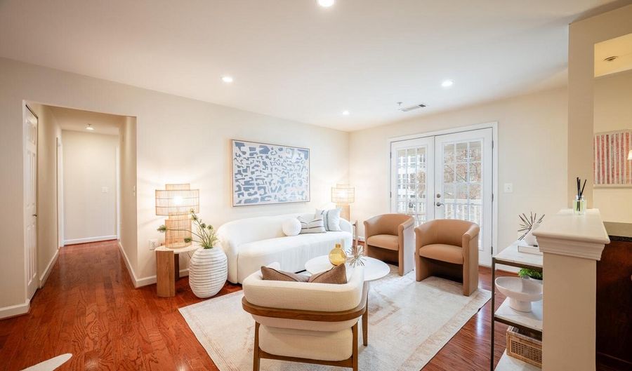 4113 S FOUR MILE RUN Dr #404, Arlington, VA 22204 - 2 Beds, 2 Bath