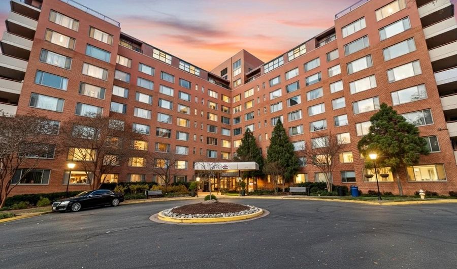1111 ARLINGTON Blvd 318, Arlington, VA 22209 - 1 Beds, 1 Bath