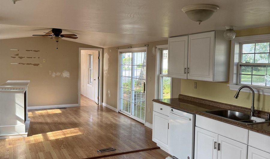 76 Hillside Dr, Charlestown, NH 03603 - 2 Beds, 1 Bath