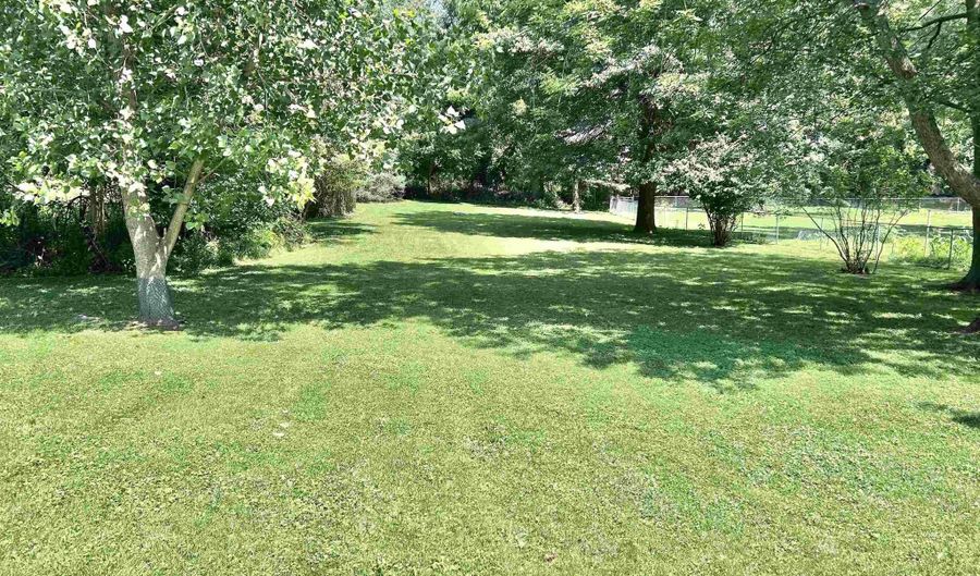 113 Pleasant Knoll Rd, Adrian, MI 49221 - 3 Beds, 1 Bath