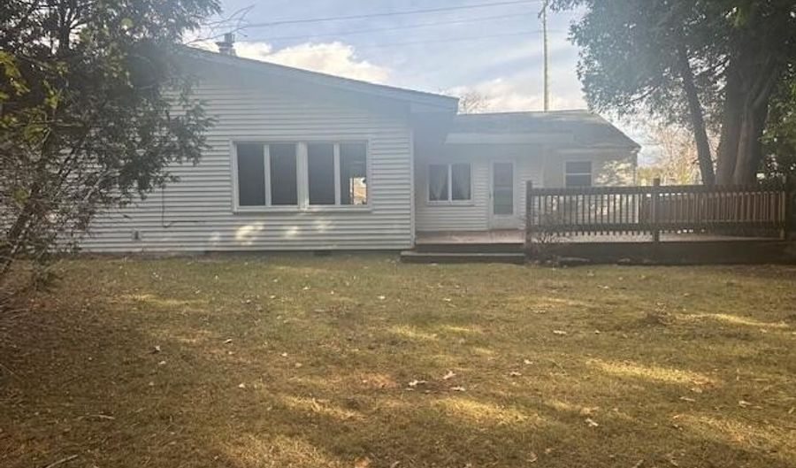 150 S Oliver St, Alpena, MI 49707 - 3 Beds, 2 Bath