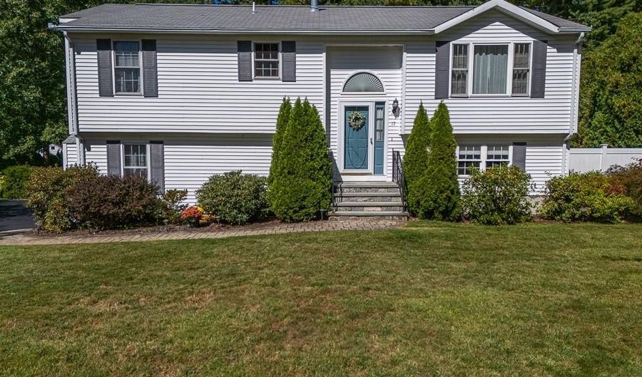 17 Wood Cove Dr, Coventry, RI 02816 - 3 Beds, 2 Bath