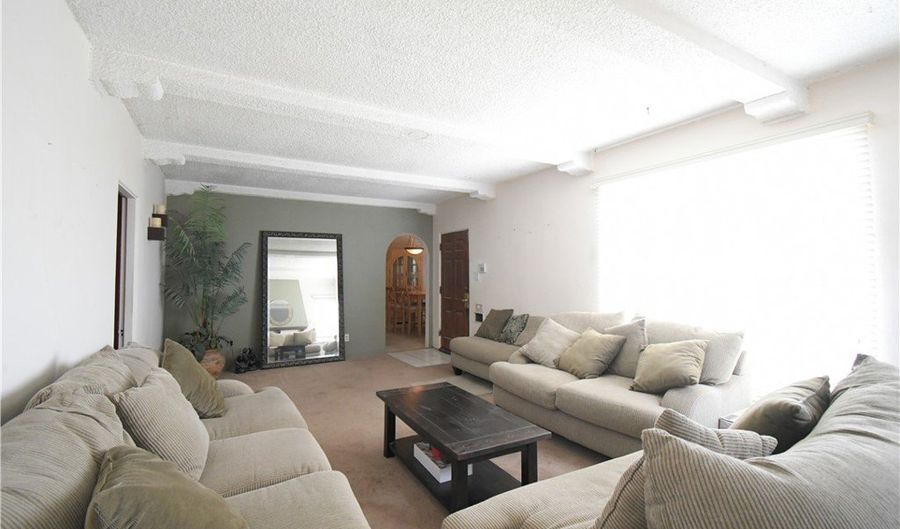 1815 W 108th St, Los Angeles, CA 90047 - 2 Beds, 1 Bath