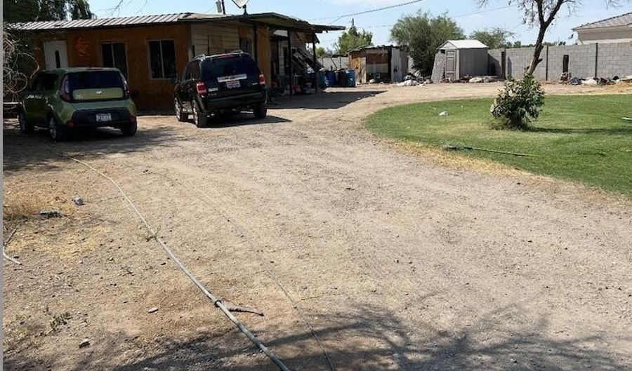 2504 N 101ST Ave, Avondale, AZ 85392 - 2 Beds, 1 Bath