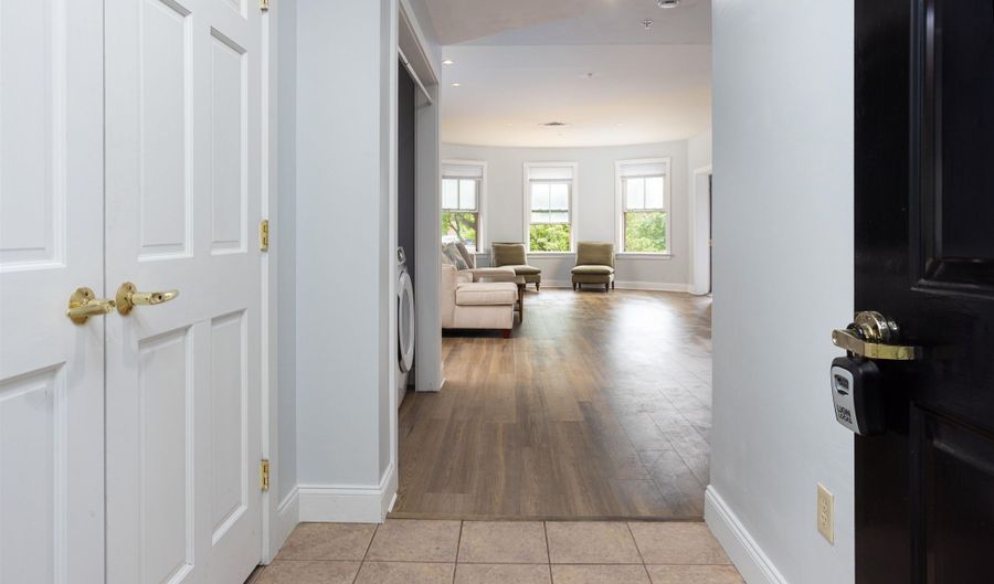 40 College St 204C, Burlington, VT 05401 - 1 Beds, 1 Bath