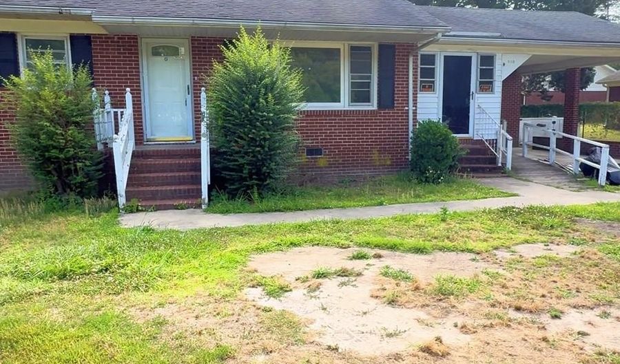 810 S Commerce St, Aulander, NC 27805 - 3 Beds, 1 Bath