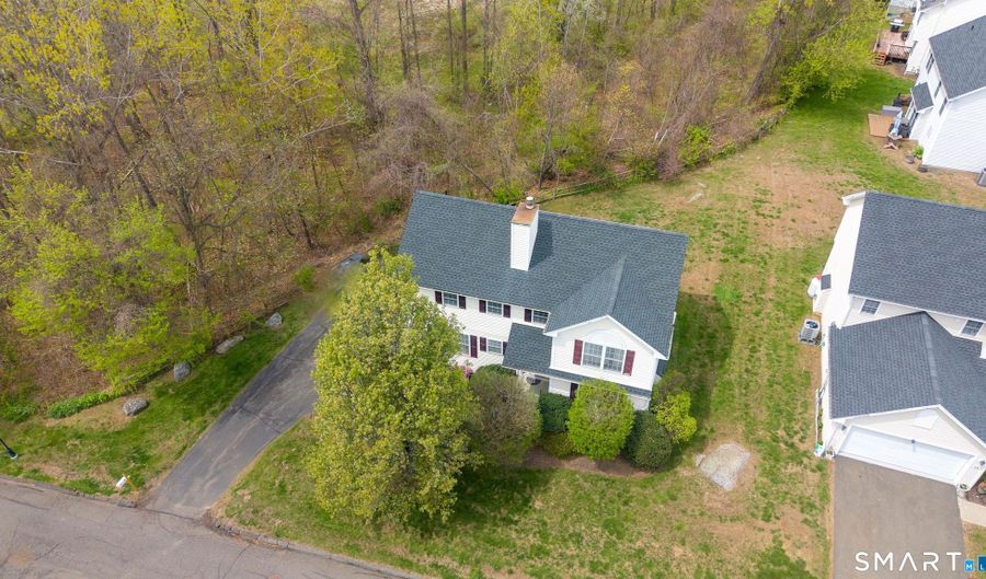 45 Pocono Ln 10, Danbury, CT 06810 - 3 Beds, 3 Bath