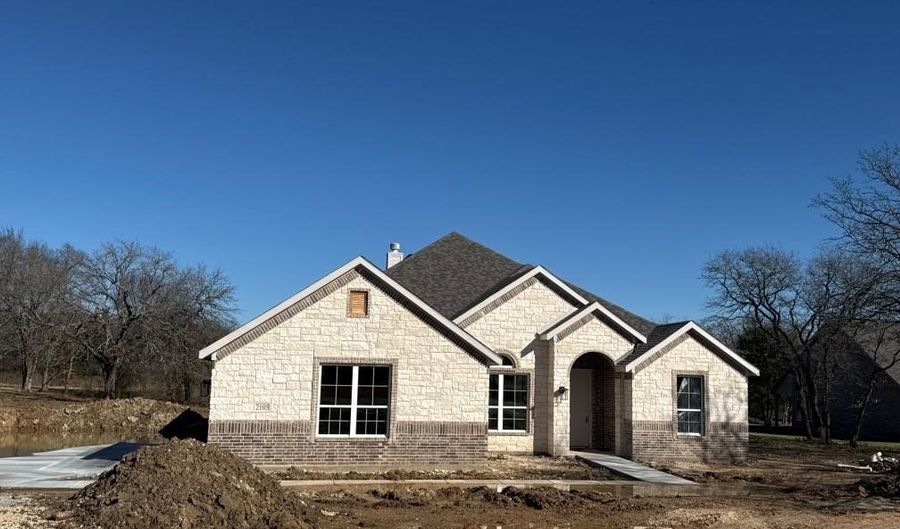 2105 Crystal Palace Blvd, Alvarado, TX 76009 - 4 Beds, 3 Bath