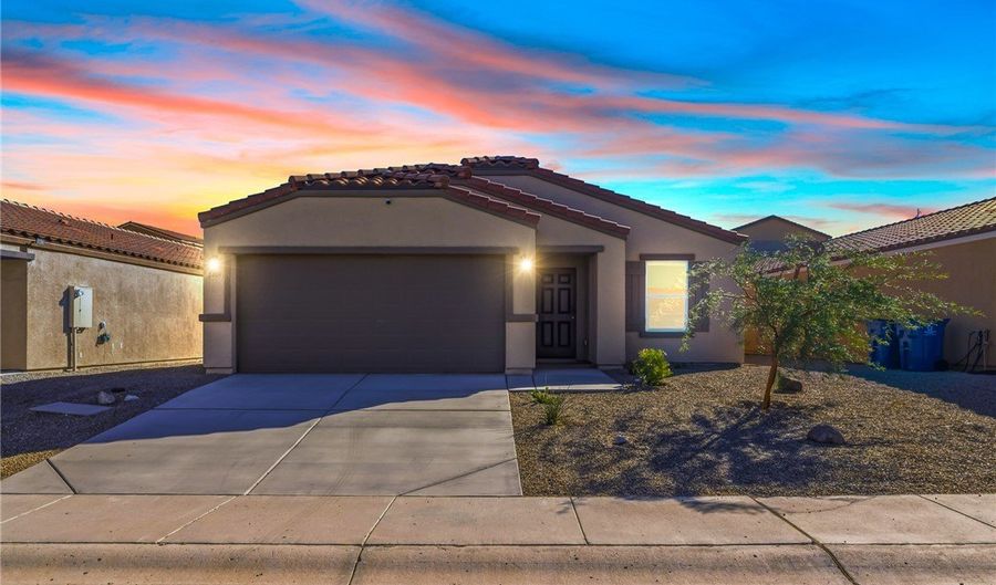 2408 Pesuna Dr, Bullhead City, AZ 86442 - 3 Beds, 2 Bath