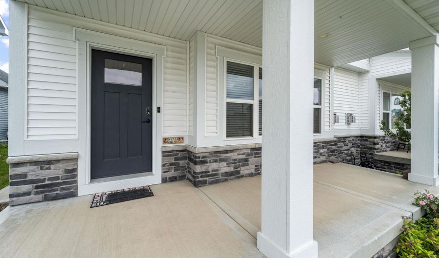 2802 Frisee Dr, Fitchburg, WI 53711 - 3 Beds, 3 Bath