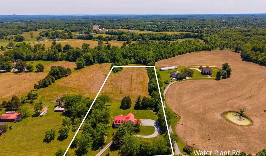 8150 Water Plant Rd, Baxter, TN 38544 - 3 Beds, 3 Bath