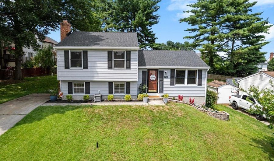 2910 STRATHAVEN Ln, Abingdon, MD 21009 - 3 Beds, 2 Bath