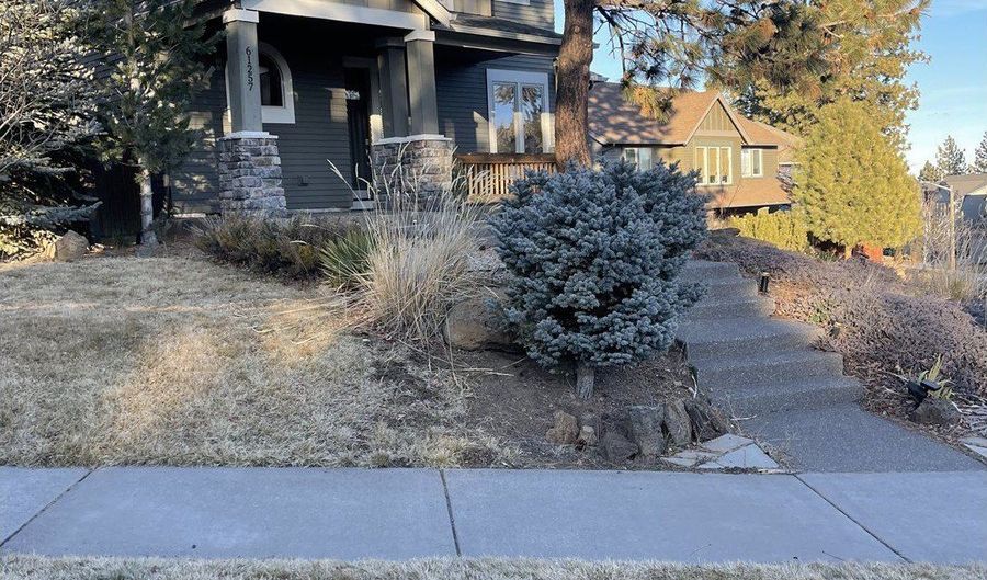 61257 BRONZE MEADOW Ln, Bend, OR 97702 - 5 Beds, 5 Bath