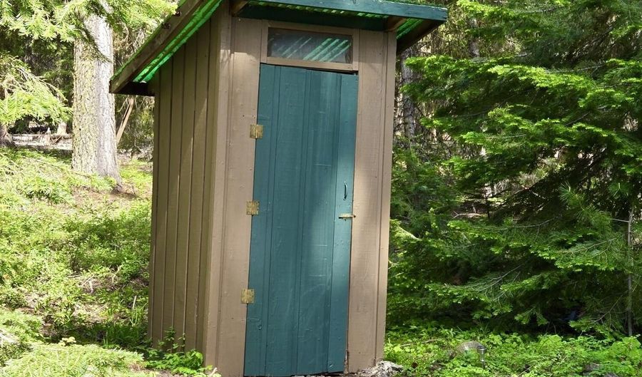 5560 E Hyatt Lake Rd Cabin 2A, Ashland, OR 97520 - 1 Beds, 0 Bath