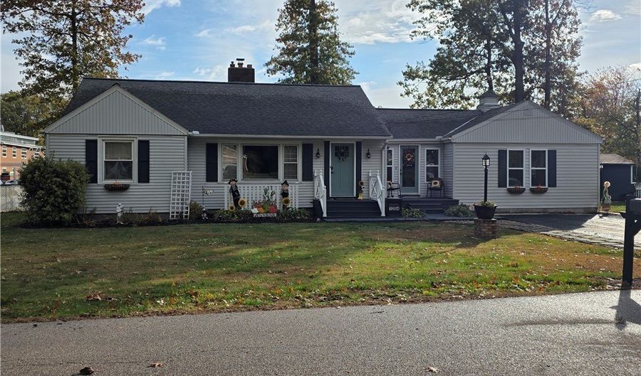 1204 Westminister Ave, Ashtabula, OH 44004 - 3 Beds, 3 Bath