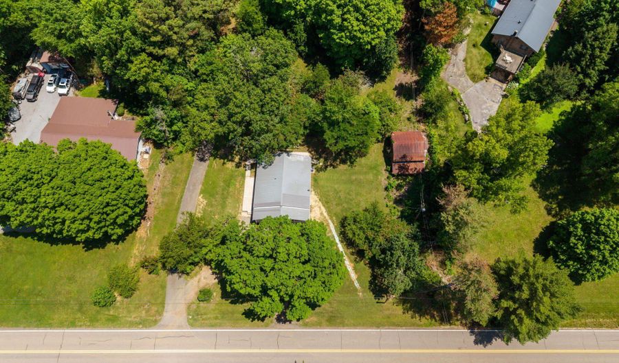 345 3, Athens, TN 37303 - 3 Beds, 2 Bath