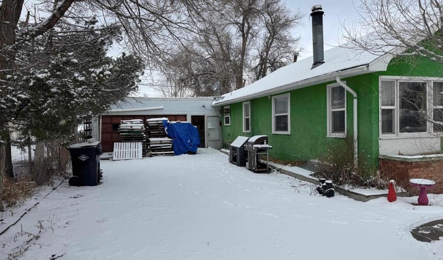 740 N Jefferson St, Casper, WY 82601 - 3 Beds, 1 Bath