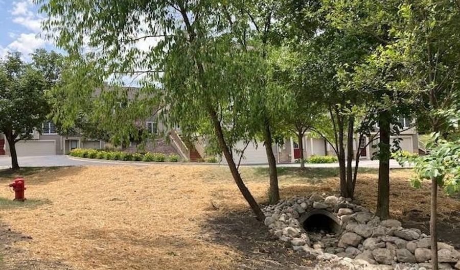 1023 Bluestem Ln, Ann Arbor, MI 48103 - 2 Beds, 2 Bath