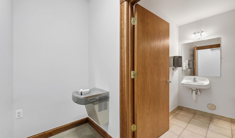 218 S Main, Almont, MI 48003 - 0 Beds, 0 Bath