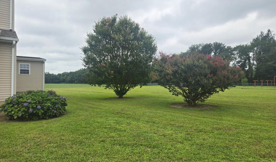 8806 GREENTOP Rd, Lincoln, DE 19960 - 4 Beds, 4 Bath