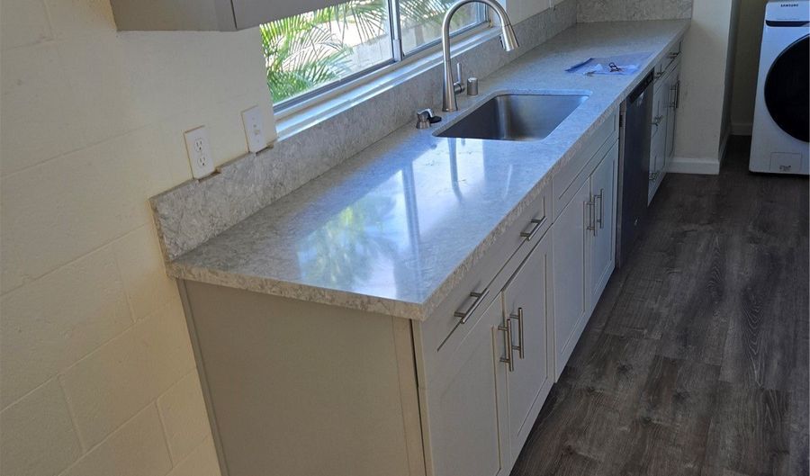 7283 Ninini Pl, Honolulu, HI 96825 - 3 Beds, 2 Bath