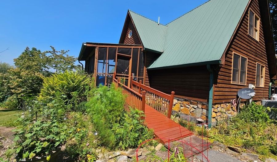 1186 Dry Ridge Rd, Adams, KY 41201 - 3 Beds, 3 Bath