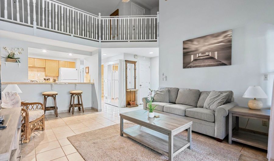 679 S Kihei Rd C204, Kihei, HI 96753 - 1 Beds, 1 Bath
