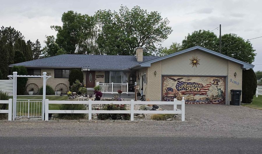 3080 Hiland Ave, Burley, ID 83318 - 3 Beds, 2 Bath