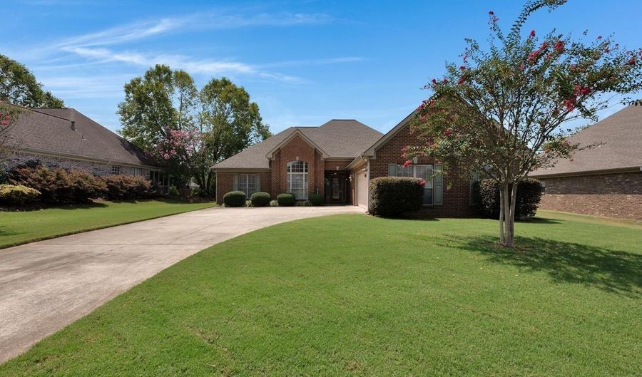 236 QUEENS GATE, Alabaster, AL 35114 - 3 Beds, 2 Bath