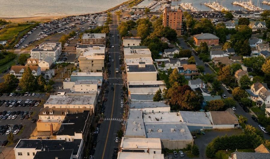 96 1st Ave A, Atlantic Highlands, NJ 07716 - 2 Beds, 1 Bath