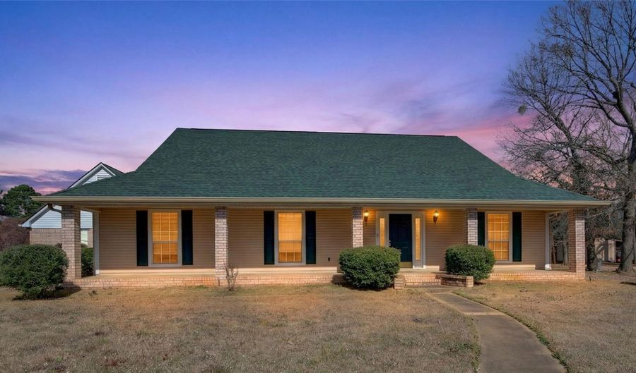 115 Barnes Dr, Benton, LA 71006 - 3 Beds, 3 Bath