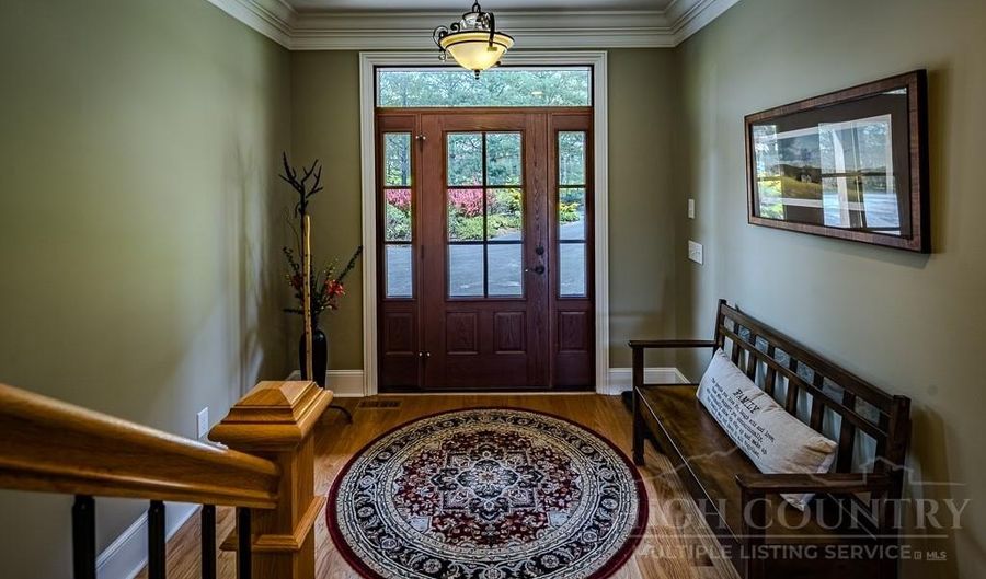 214 Pasture Ln, Banner Elk, NC 28604 - 4 Beds, 5 Bath
