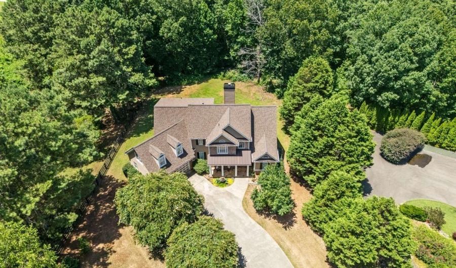 8805 Saddle Trl, Ball Ground, GA 30107 - 6 Beds, 4 Bath